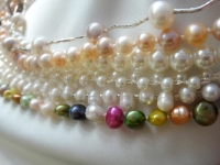 A wee selection of pearl necklaces I've made.